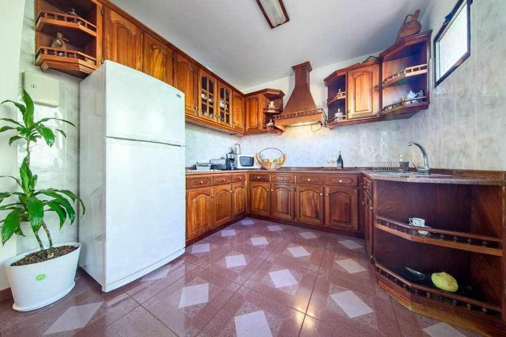 Lombo Cesteiro Guesthouse Tabua  외부 사진